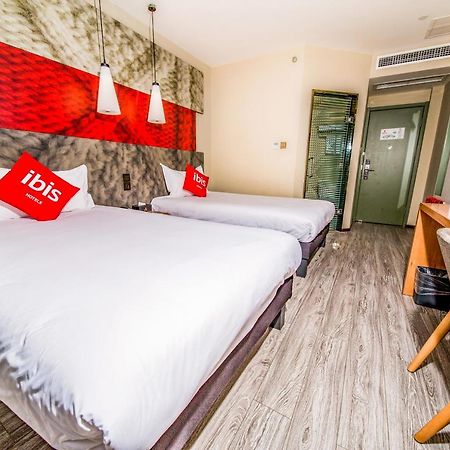 Ibis Chengdu Meizhou Center Екстериор снимка