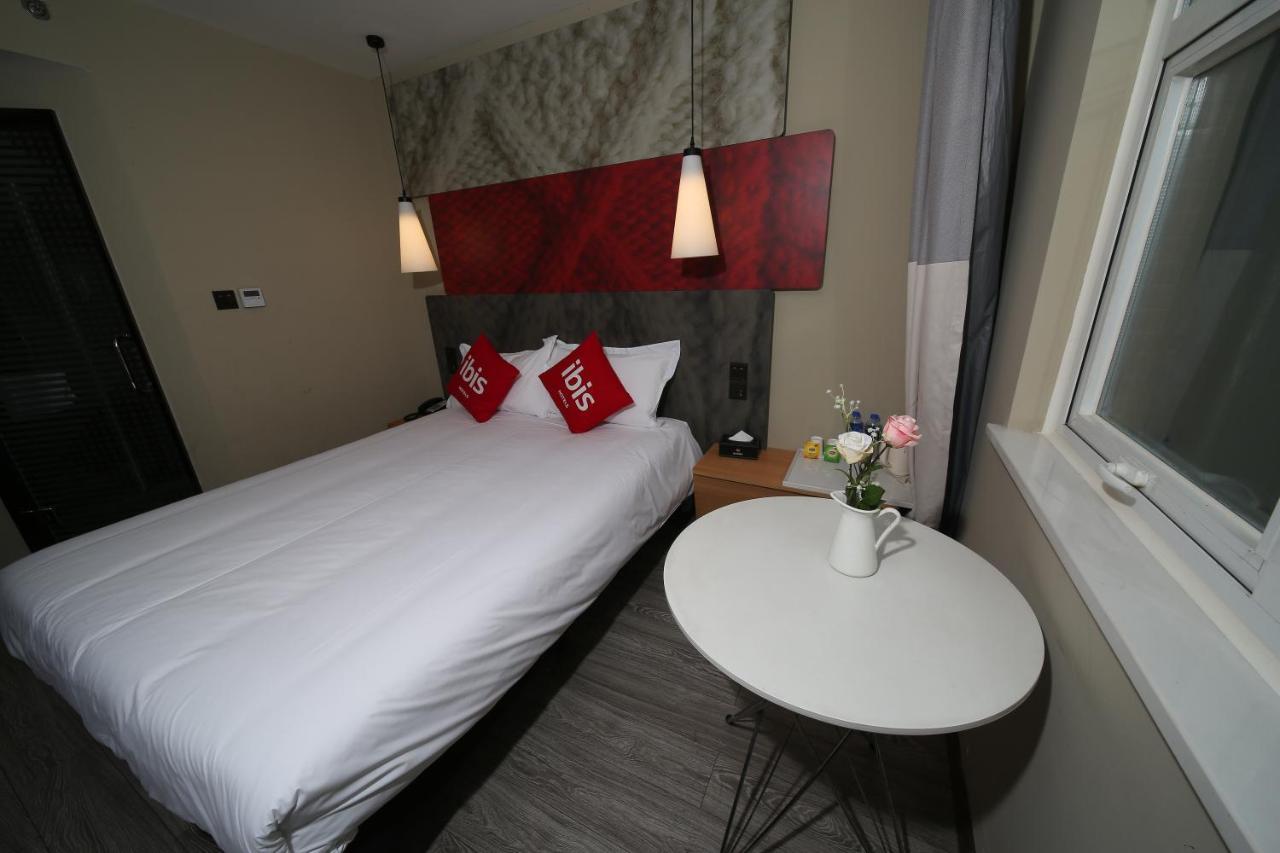 Ibis Chengdu Meizhou Center Екстериор снимка