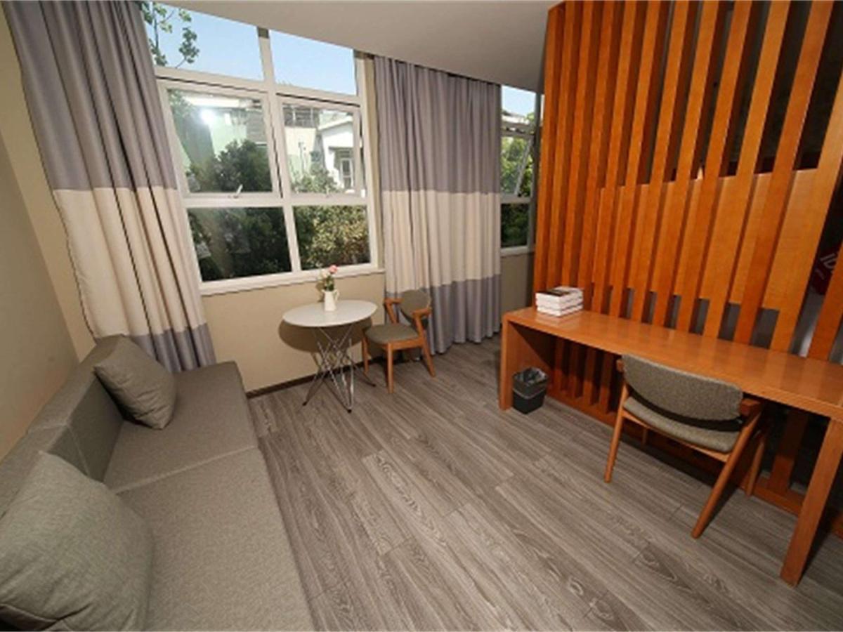 Ibis Chengdu Meizhou Center Екстериор снимка